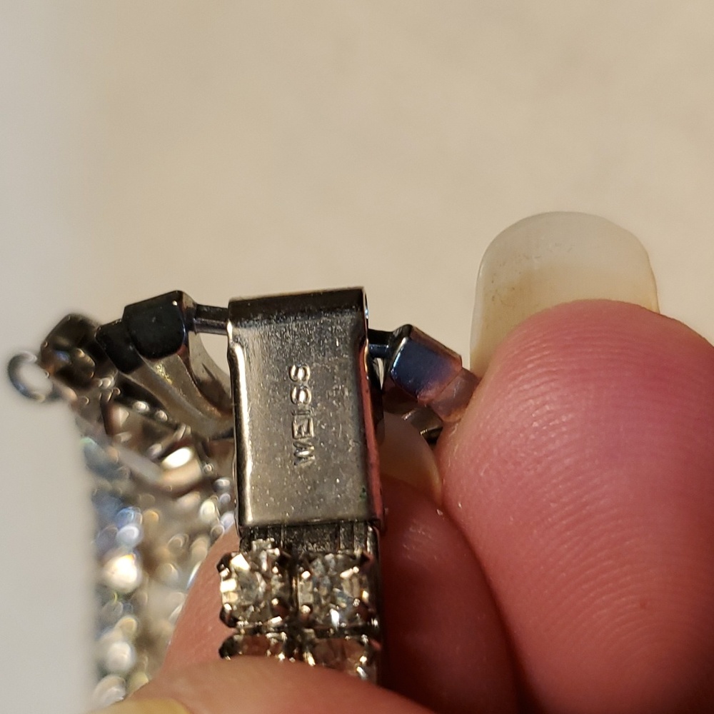 💥SOLD💥Weiss Rhinstone Bracelet - Picture 5 of 10